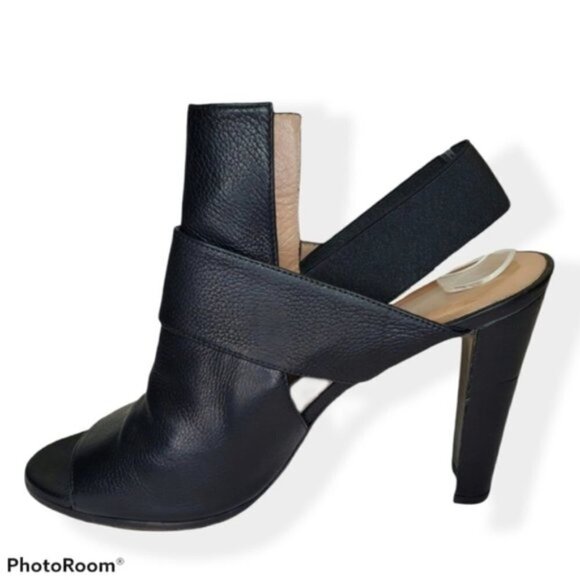 Stuart Weitzman, Black Sunbelt Nero Sport Bootie, Size 9 - Picture 7 of 10